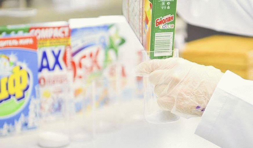 стиральный порошок эстетика. реклама стирального порошка. порошок от пятен на одежде. стиральный порошок. качественный стиральный порошок.